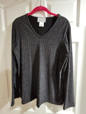 Like New- Shiny Susan Graver Style top. Black with silver metallic stripes-Small